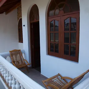 Kan̆du Guest house