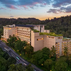 The Golden Crown Hotell